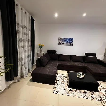 Superbe 57 Apartmán Hayange