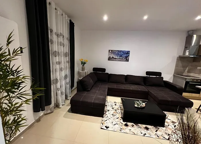 Superbe 57 Apartmán Hayange